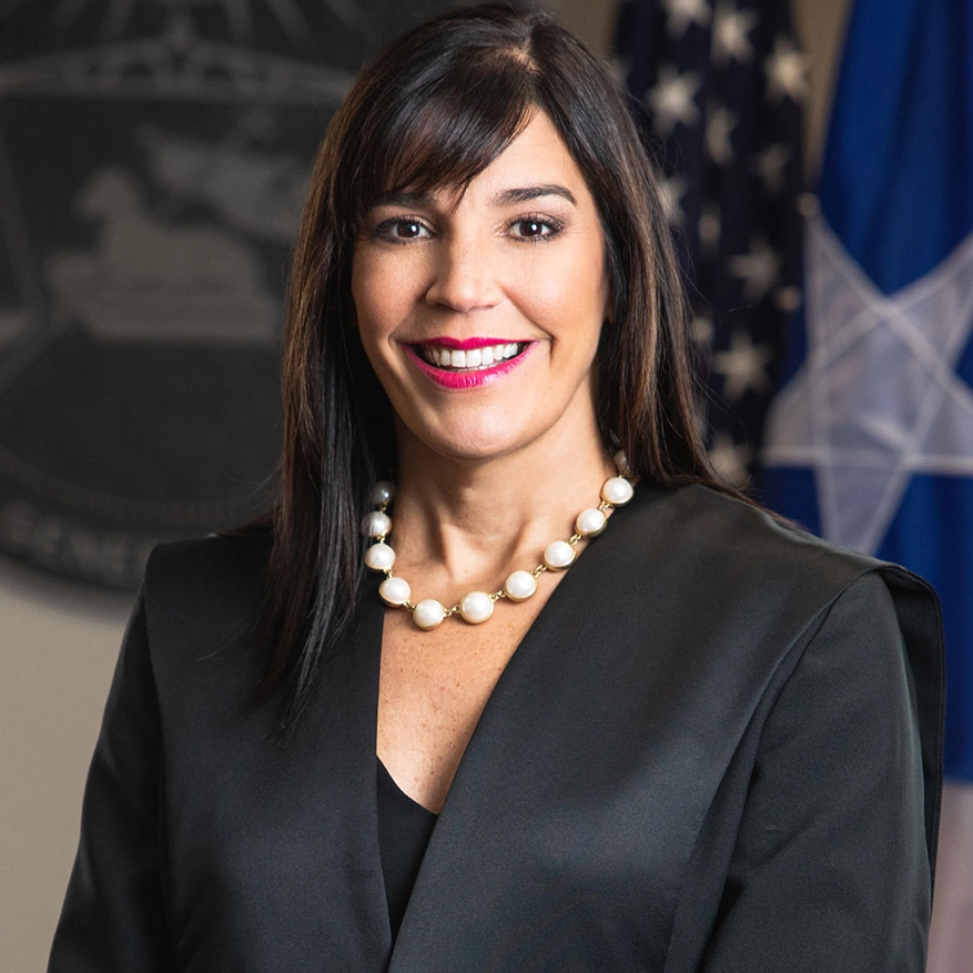 Gina R. Méndez Miró
